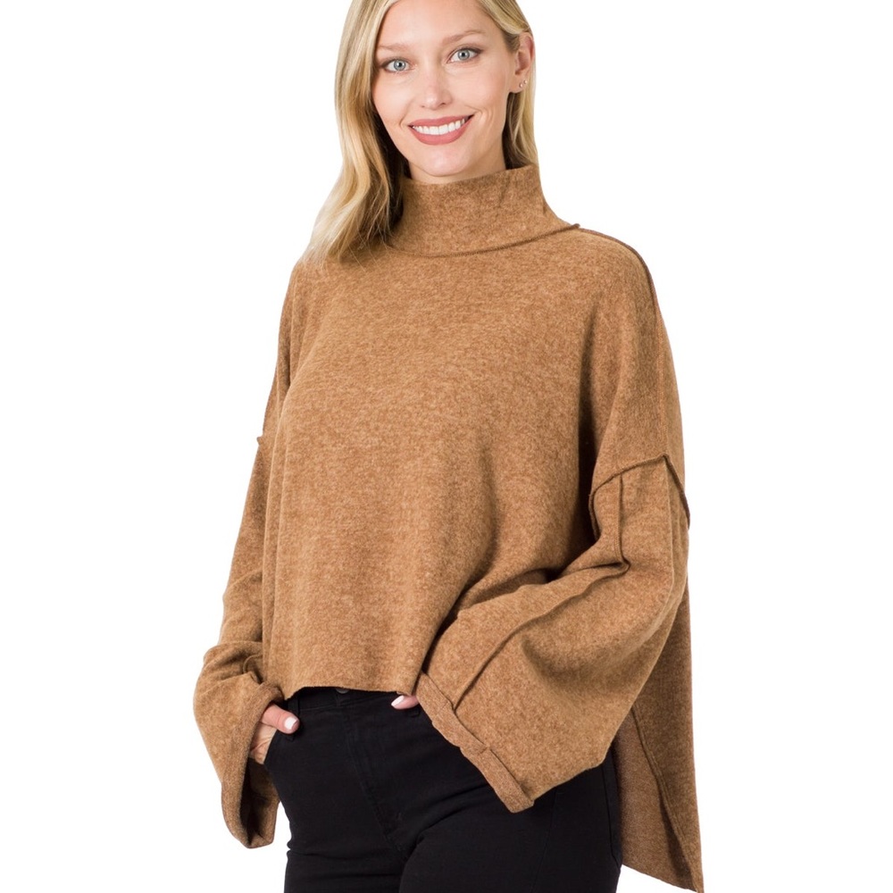 BRUSHED MELANGE HACCI SIDE SLIT MOCK NECK SWEATER